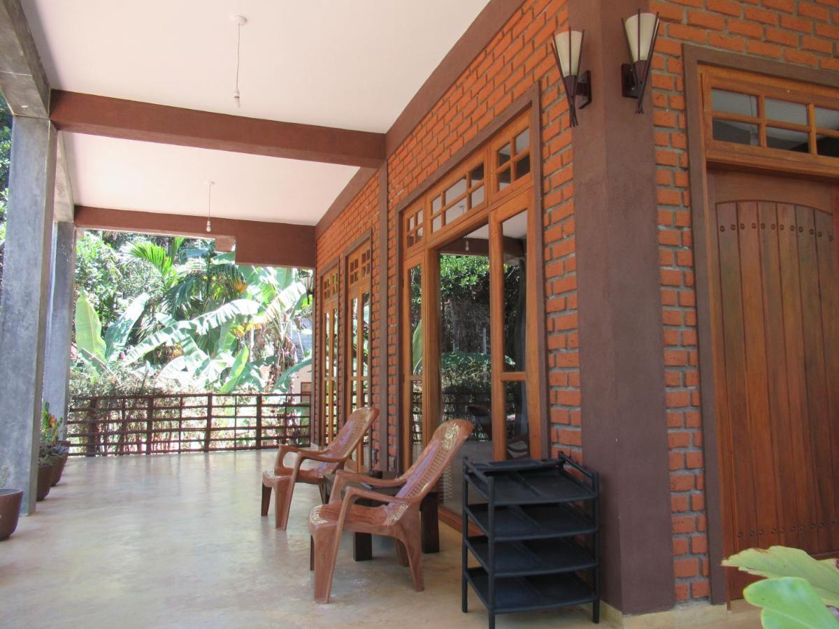 The Rezt Bed & Breakfast Ella Bagian luar foto