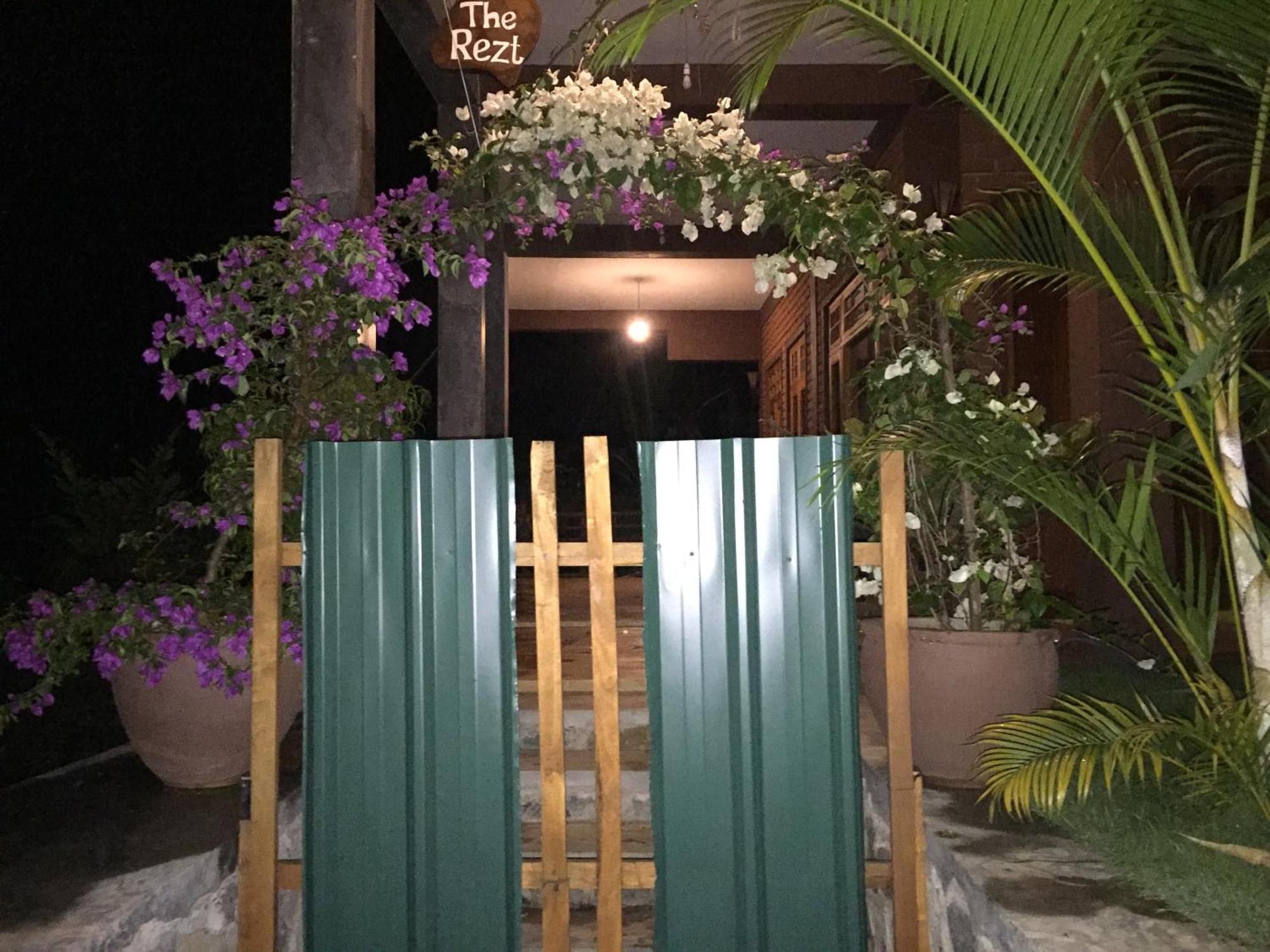 The Rezt Bed & Breakfast Ella Bagian luar foto